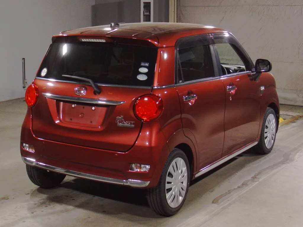 DAIHATSU CAST