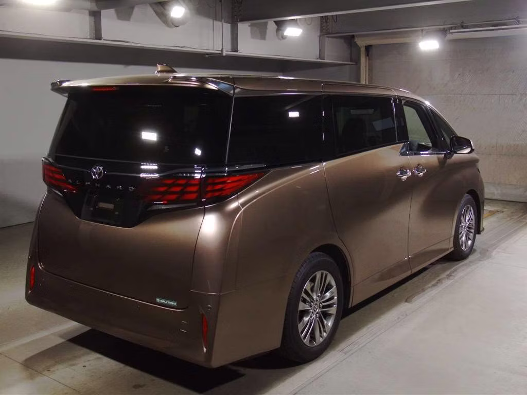 TOYOTA ALPHARD