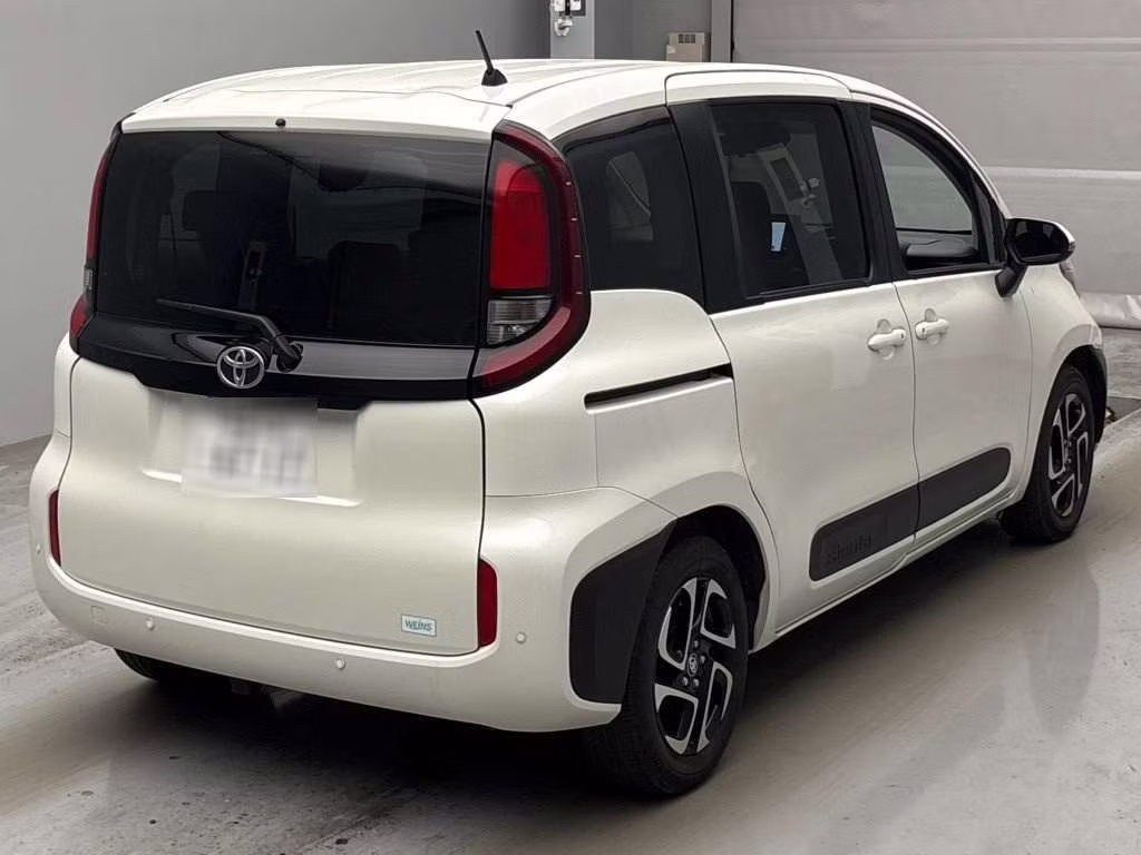 TOYOTA SIENTA