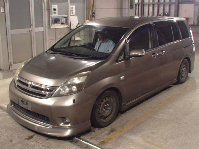 TOYOTA ISIS
