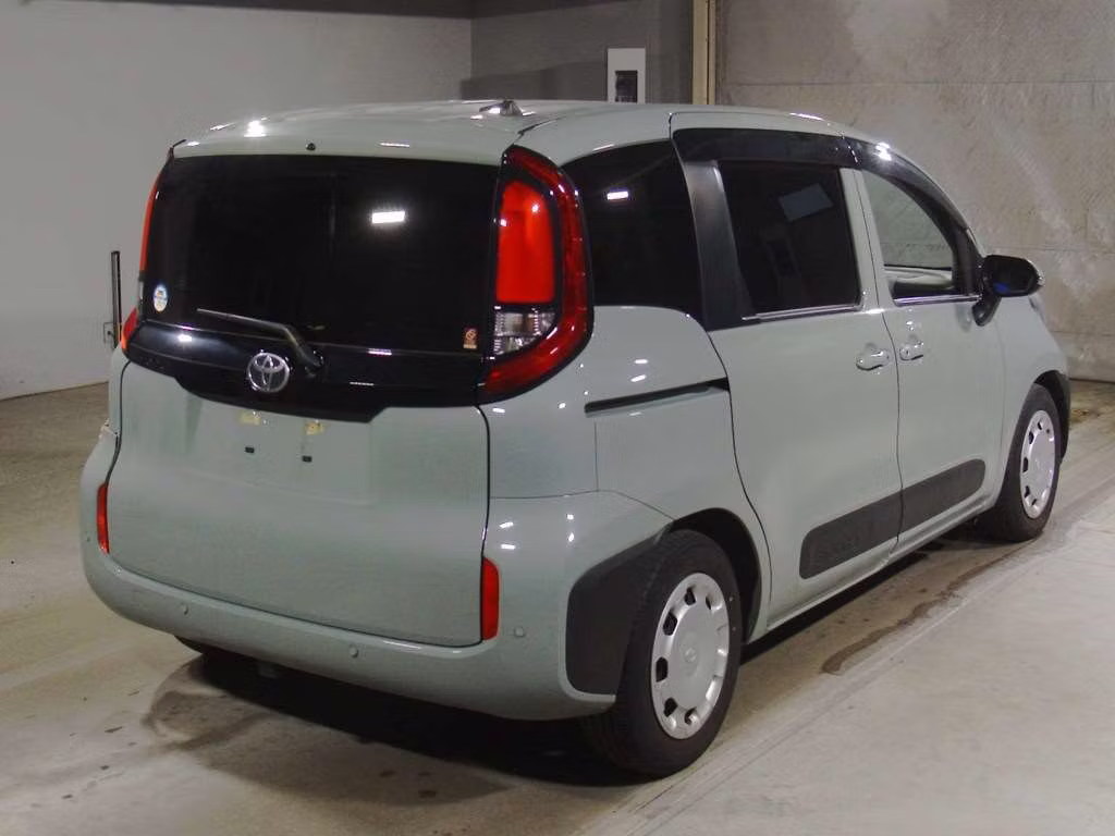 TOYOTA SIENTA
