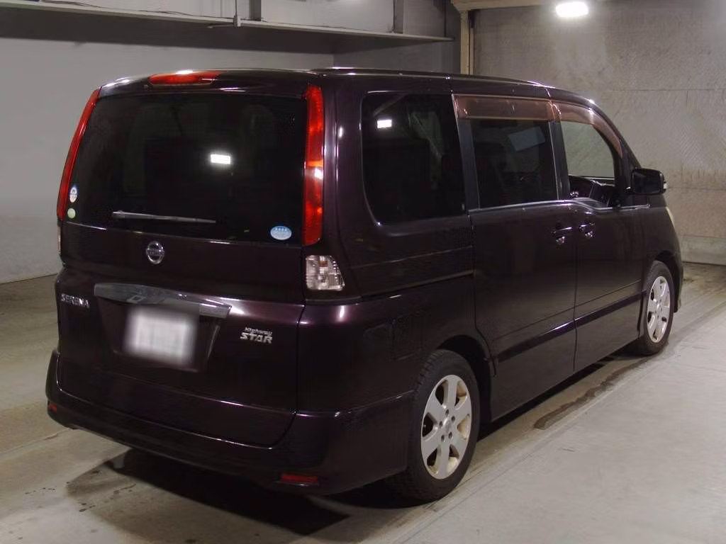 NISSAN SERENA