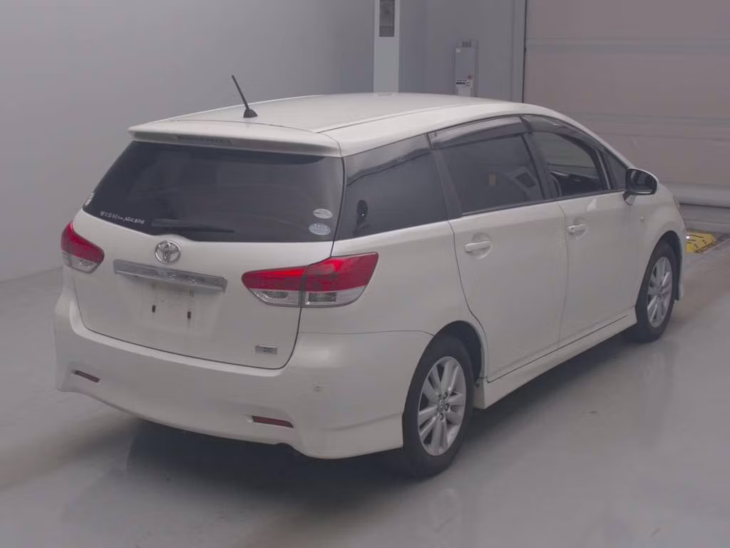TOYOTA WISH