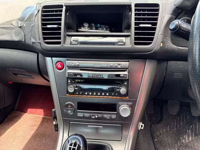 SUBARU LEGACY B4