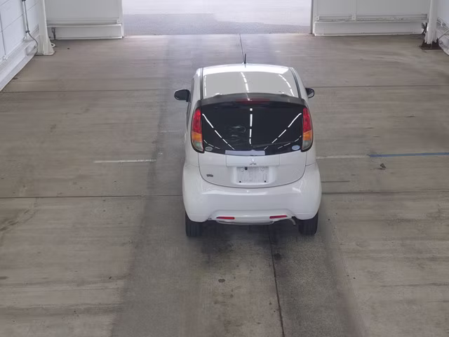 MITSUBISHI I