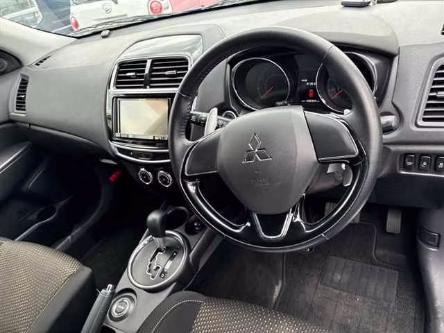 MITSUBISHI RVR