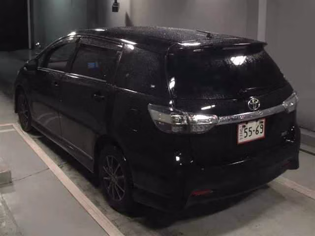 TOYOTA WISH