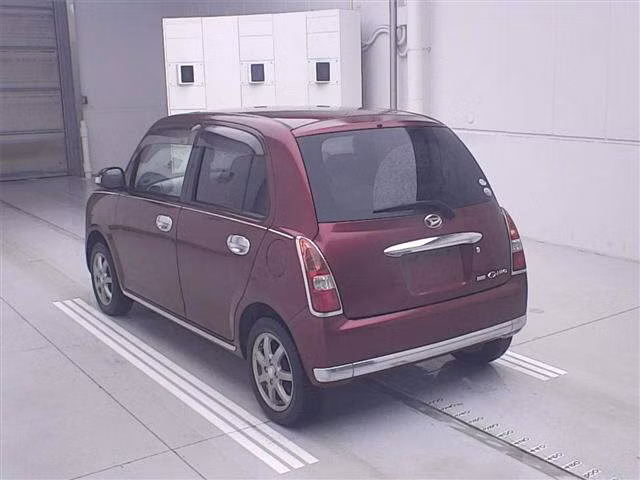 DAIHATSU MIRA GINO