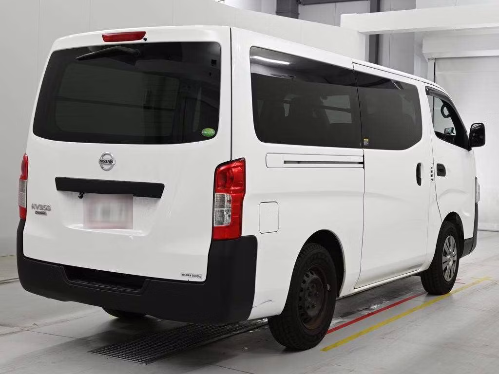 NISSAN NV350 CARAVAN