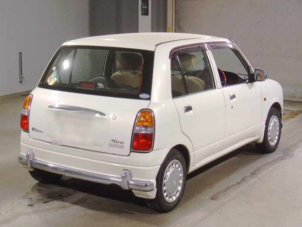DAIHATSU MIRA GINO