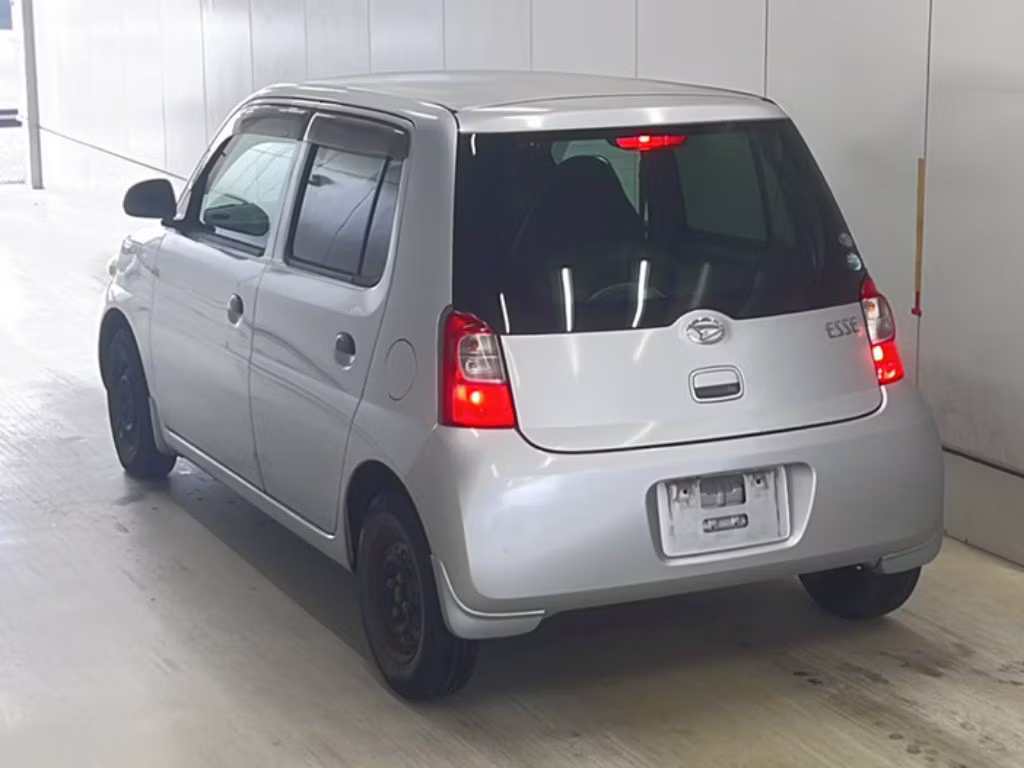 DAIHATSU ESSE