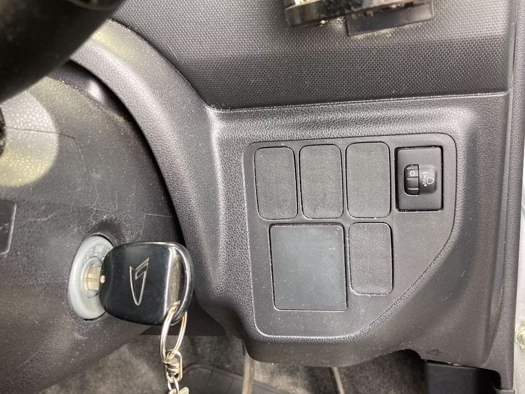 DAIHATSU ESSE