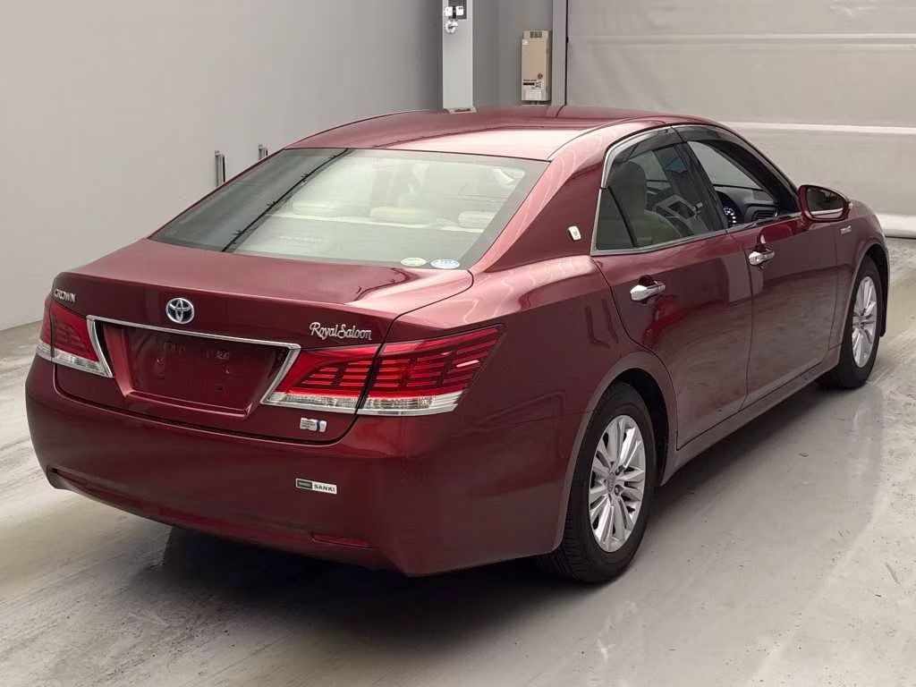 TOYOTA CROWN