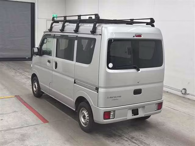 MITSUBISHI MINICAB