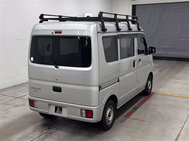 MITSUBISHI MINICAB