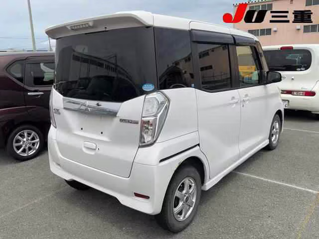 MITSUBISHI EK SPACE