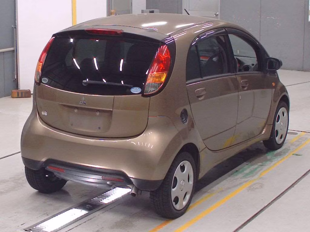MITSUBISHI I