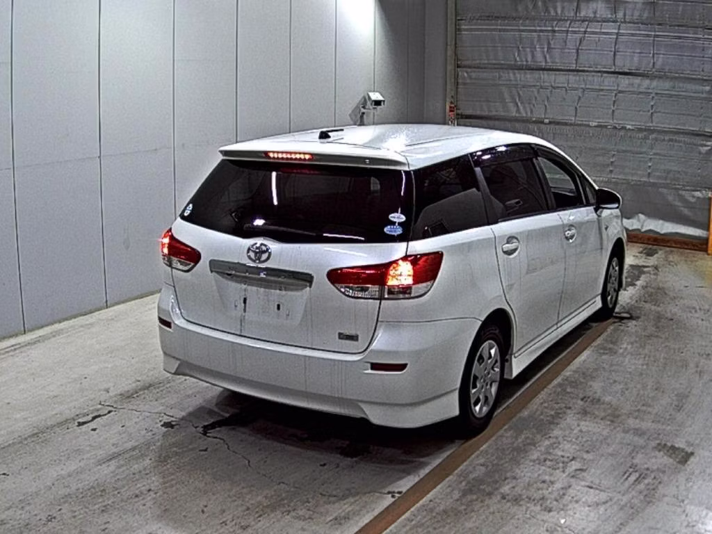 TOYOTA WISH