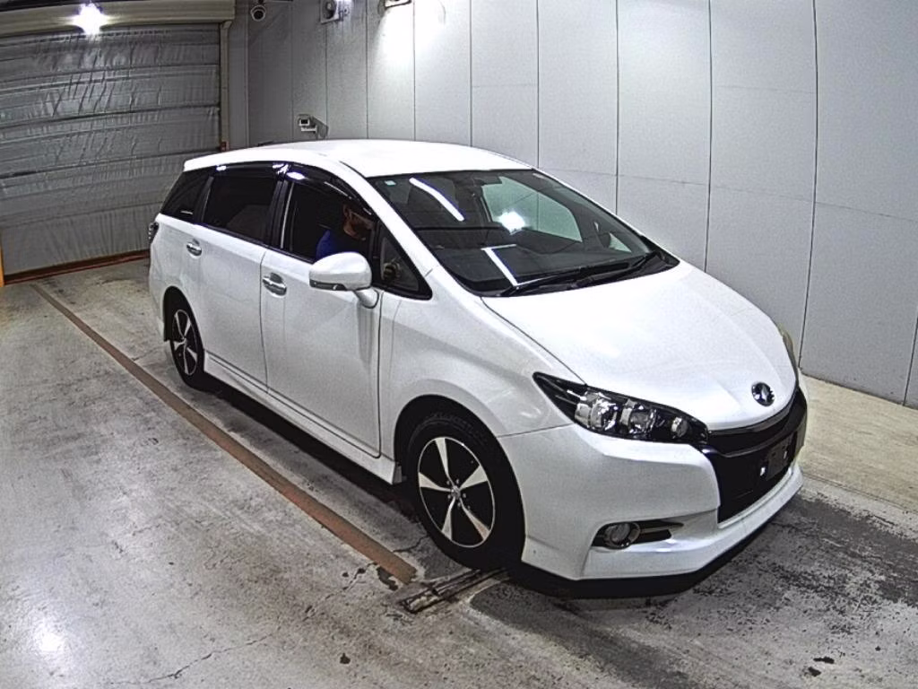 TOYOTA WISH