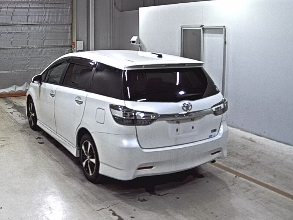 TOYOTA WISH