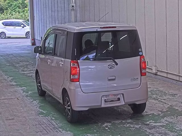 DAIHATSU TANTO EXE