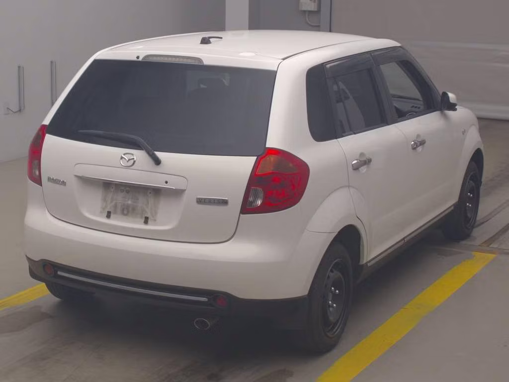 MAZDA VERISA