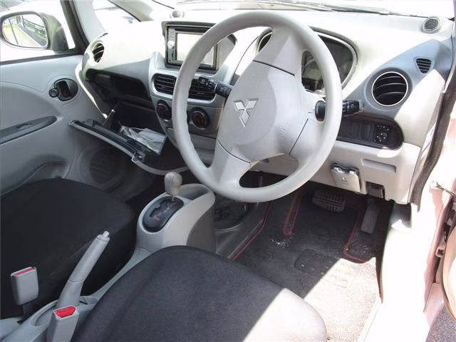MITSUBISHI I