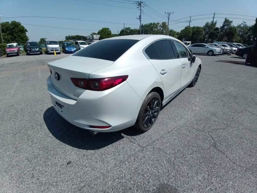MAZDA MAZDA3