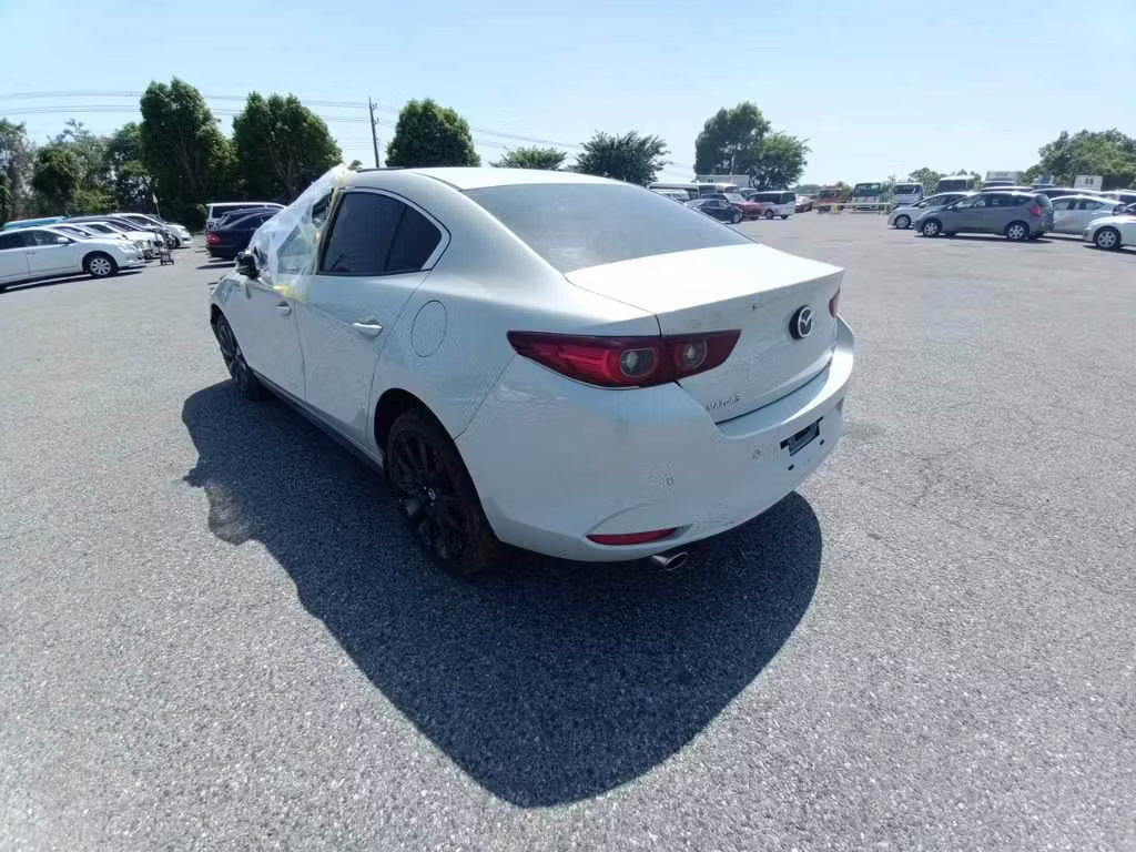 MAZDA MAZDA3