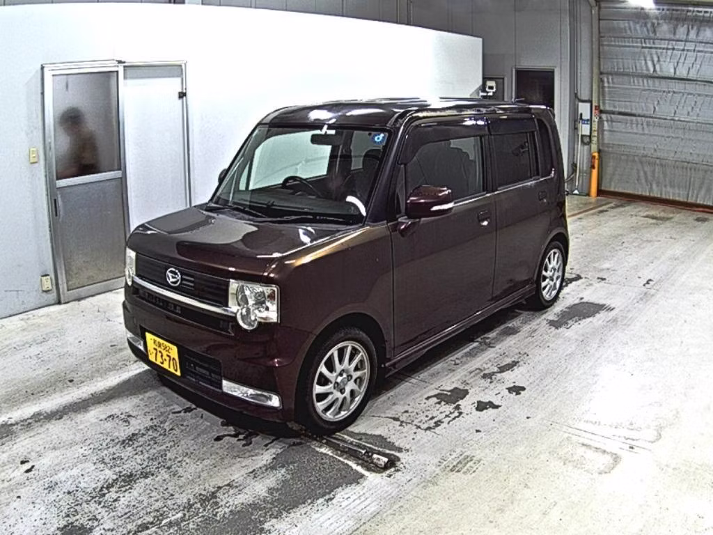 DAIHATSU MOVE CONTE