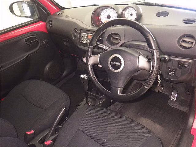 DAIHATSU ESSE
