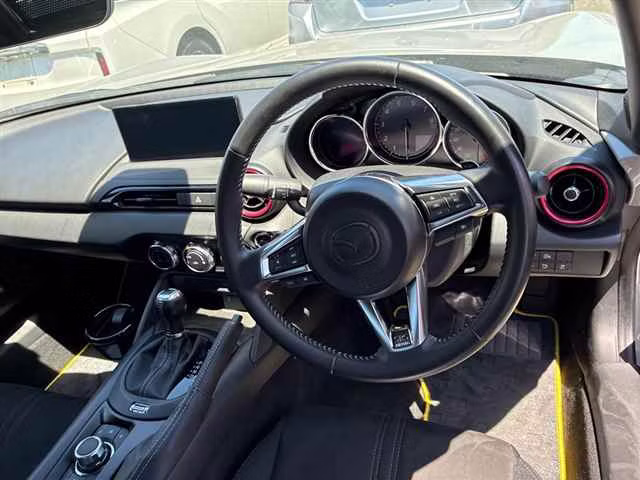 MAZDA ROADSTER