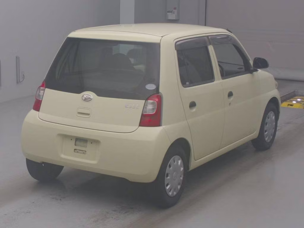DAIHATSU ESSE