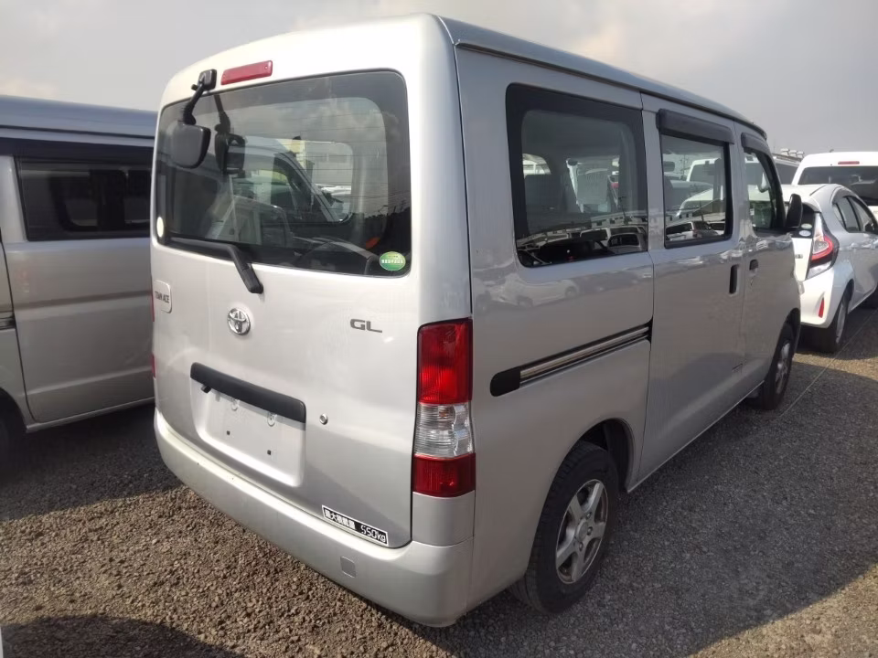 TOYOTA TOWN ACE