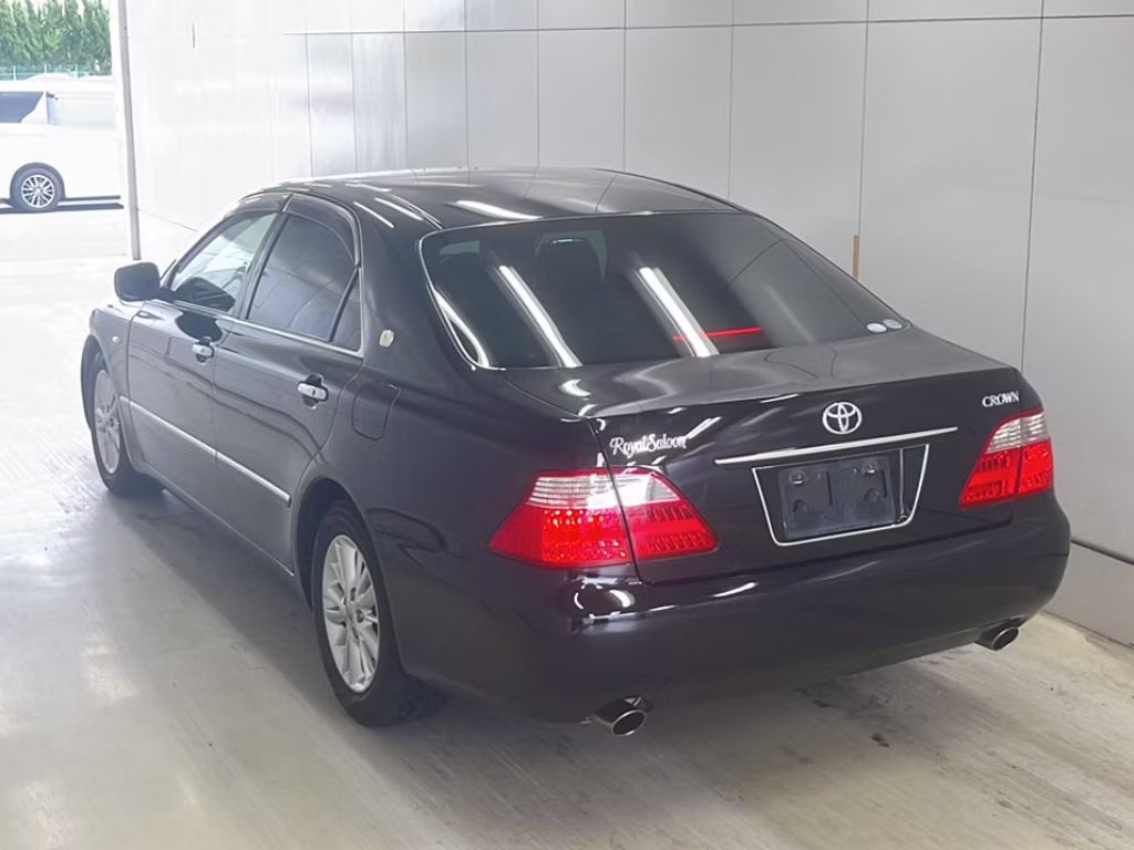 TOYOTA CROWN