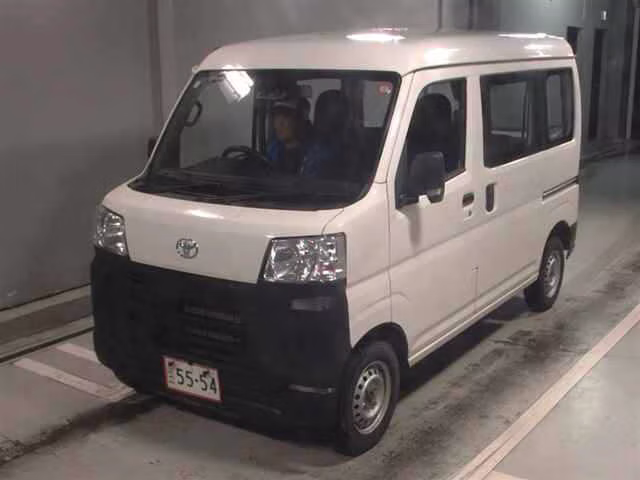 TOYOTA PIXIS VAN