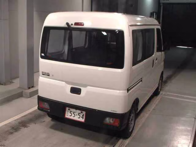 TOYOTA PIXIS VAN
