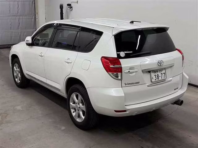 TOYOTA VANGUARD