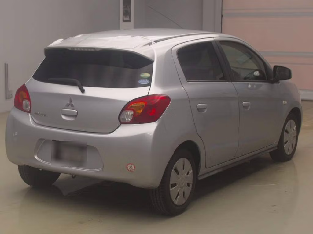 MITSUBISHI MIRAGE
