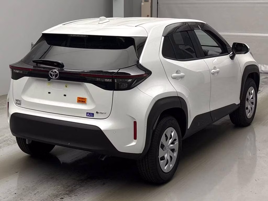 TOYOTA YARIS CROSS