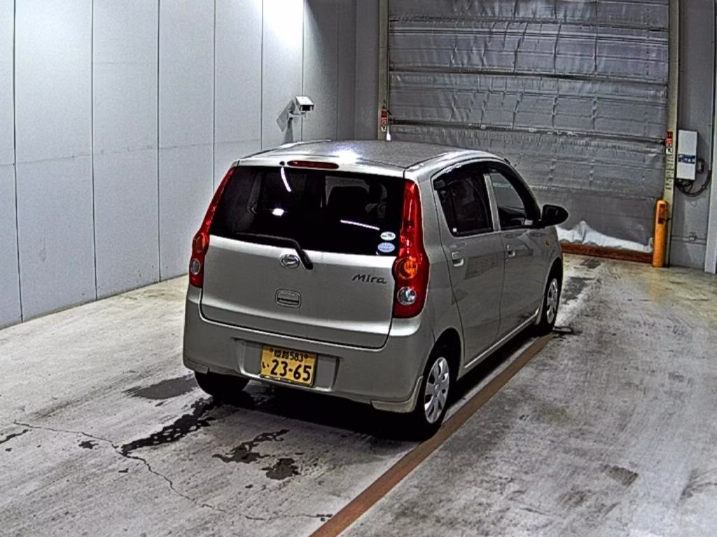 DAIHATSU MIRA