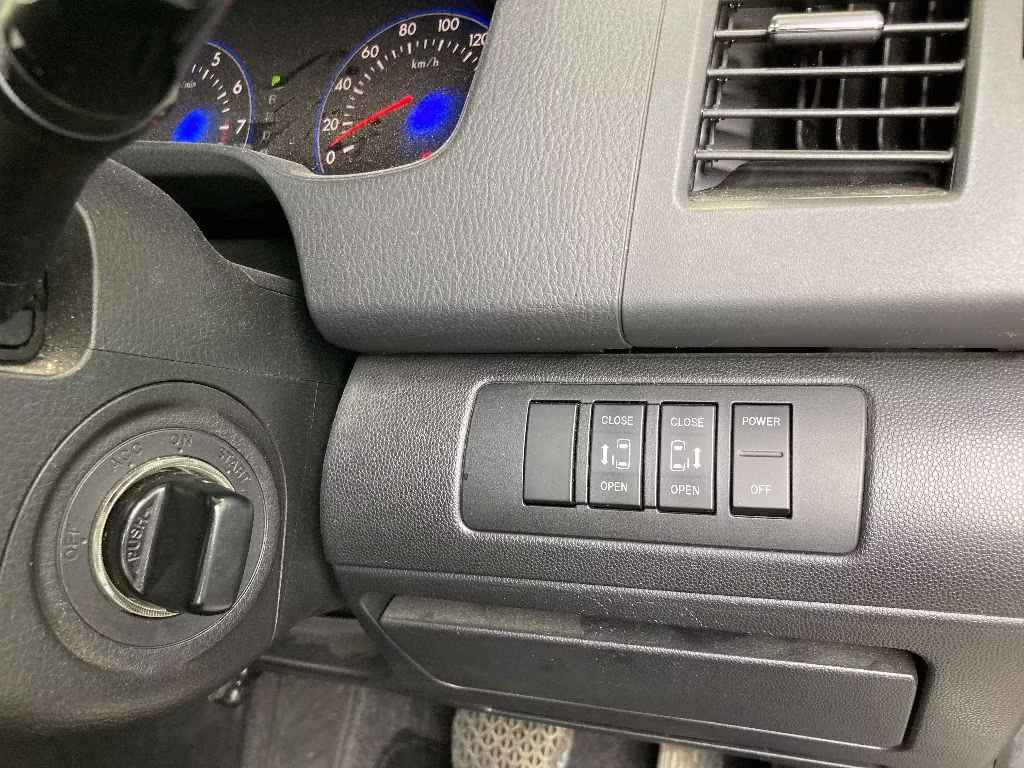 MAZDA MPV