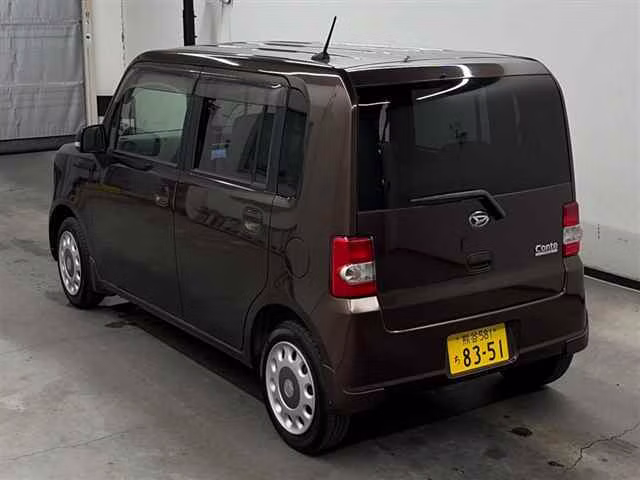 DAIHATSU MOVE CONTE