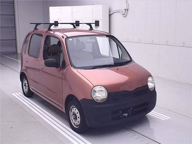 DAIHATSU MOVE LATTE