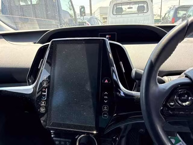 TOYOTA PRIUS PHV