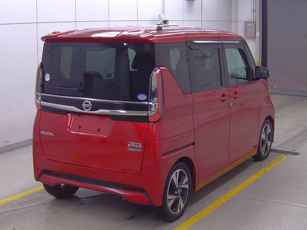 NISSAN ROOX