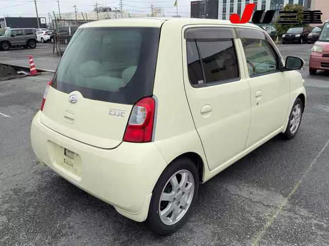 DAIHATSU ESSE