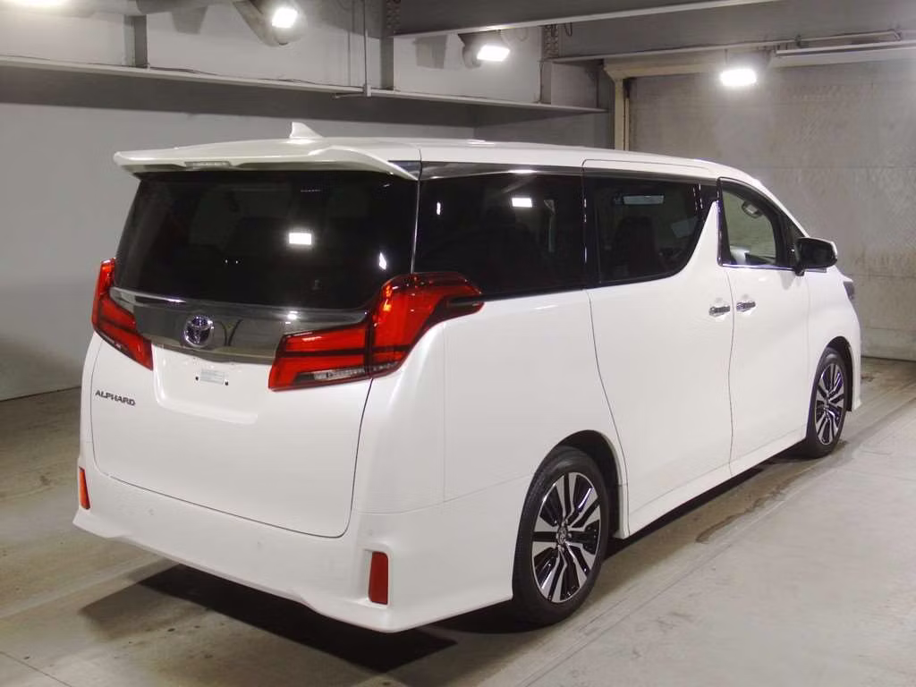 TOYOTA ALPHARD