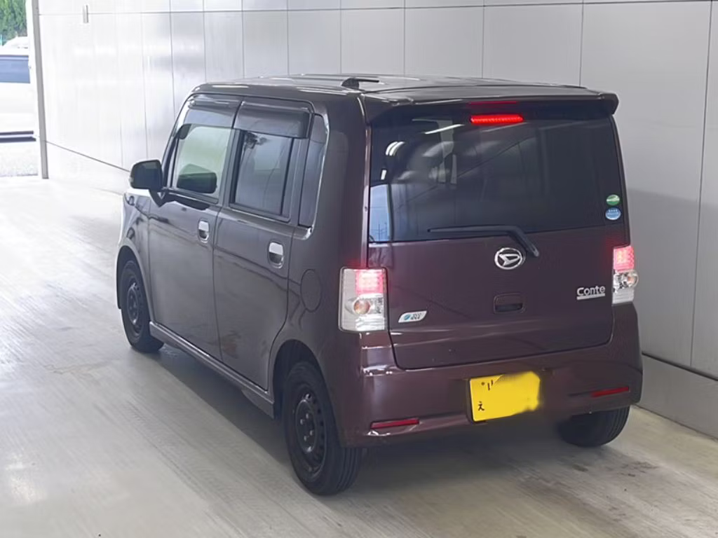 DAIHATSU MOVE CONTE