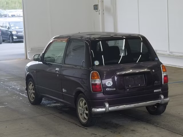 DAIHATSU MIRA GINO